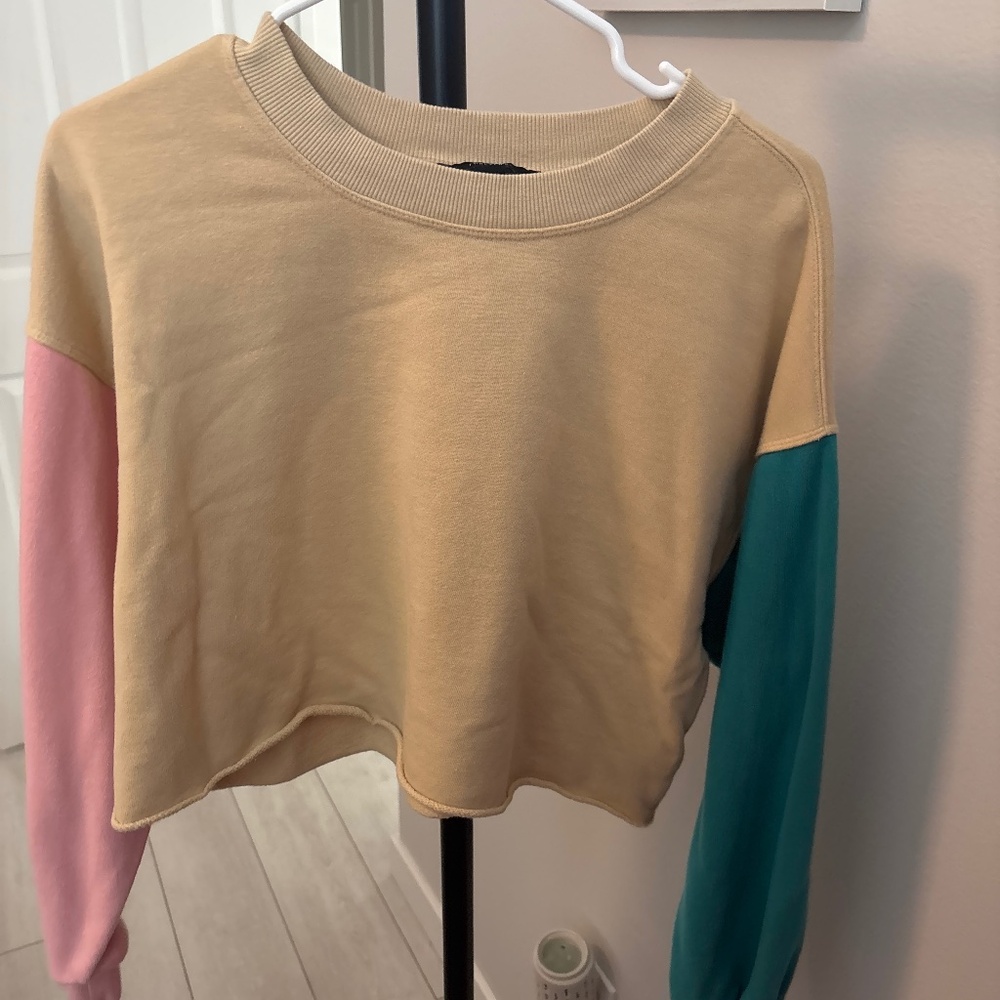 Cropped Colorblock Sweatshirt